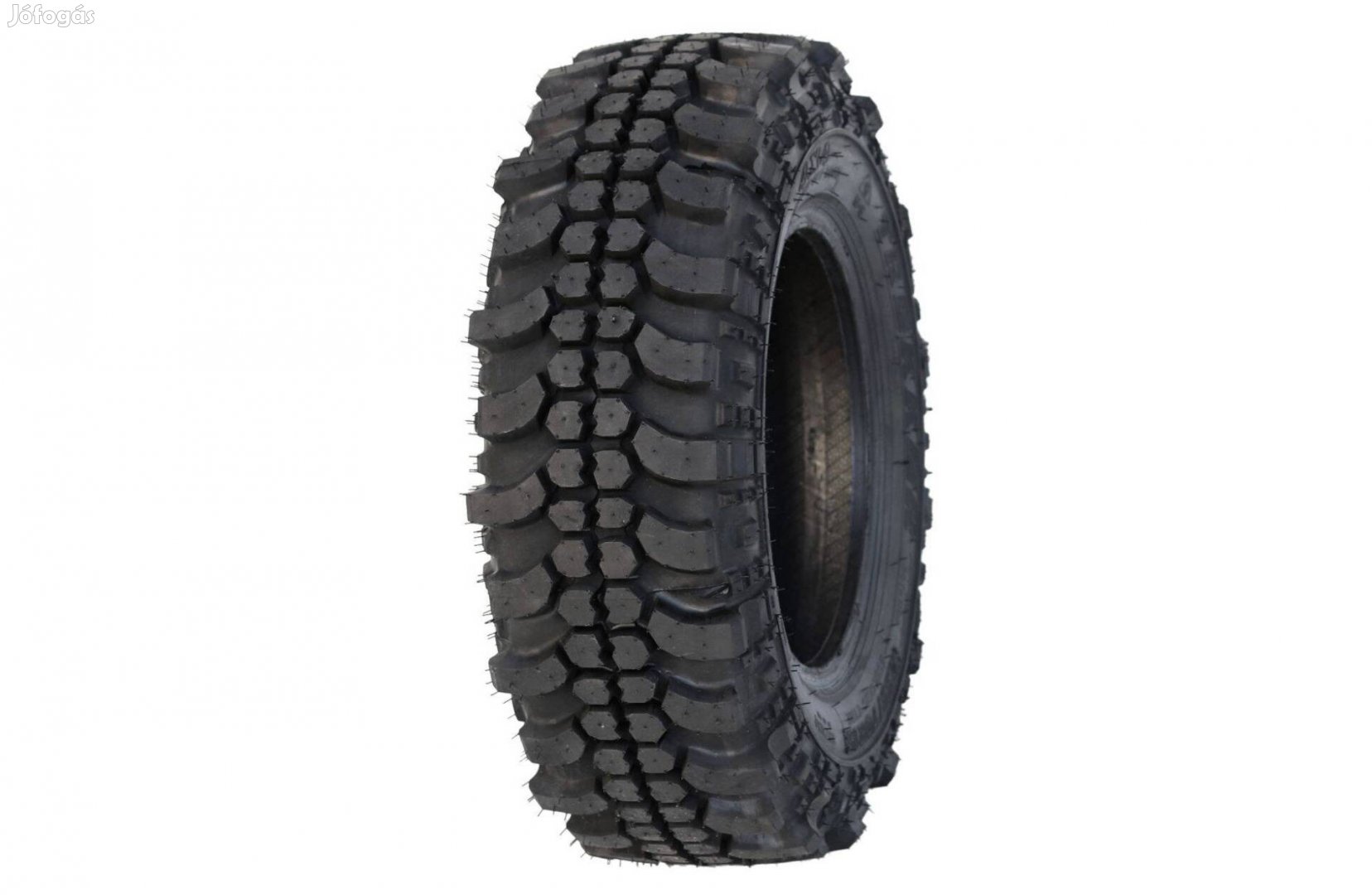 Terepgumi 235/70 R15 Trekker Simex mintázatú terepjáró gumi 115/113Q