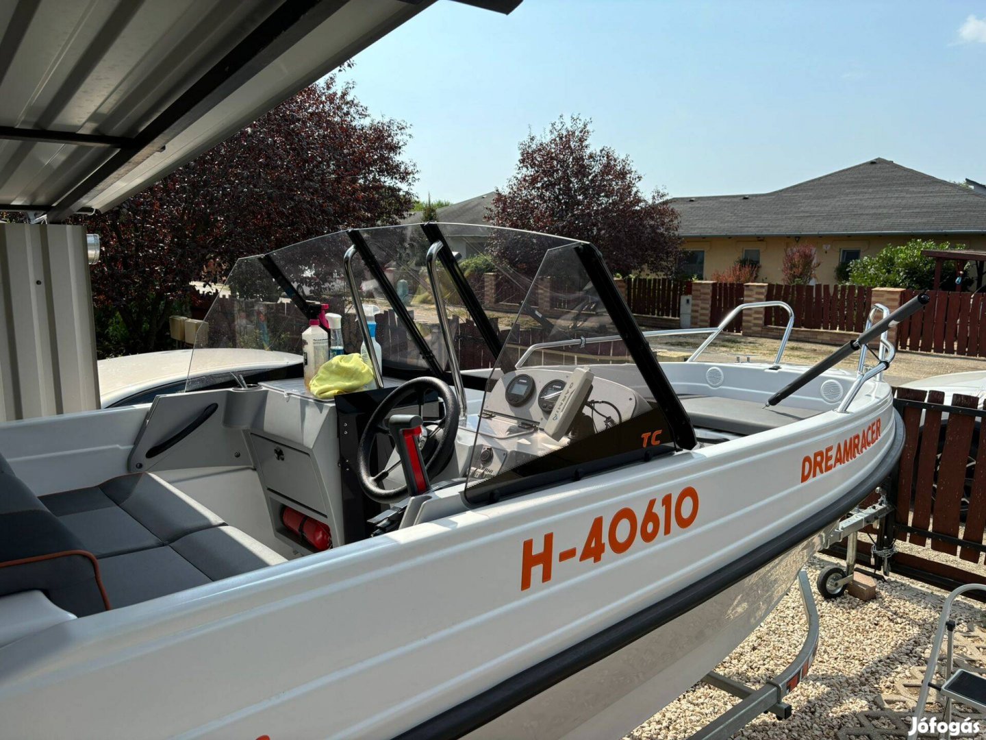 Terhi 480 TC hajó + 60 Le Yamaha külmotor + utánfutó