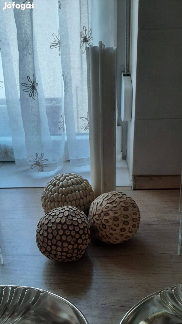 Terménydíszek oszlopgyertyával - dekoráció