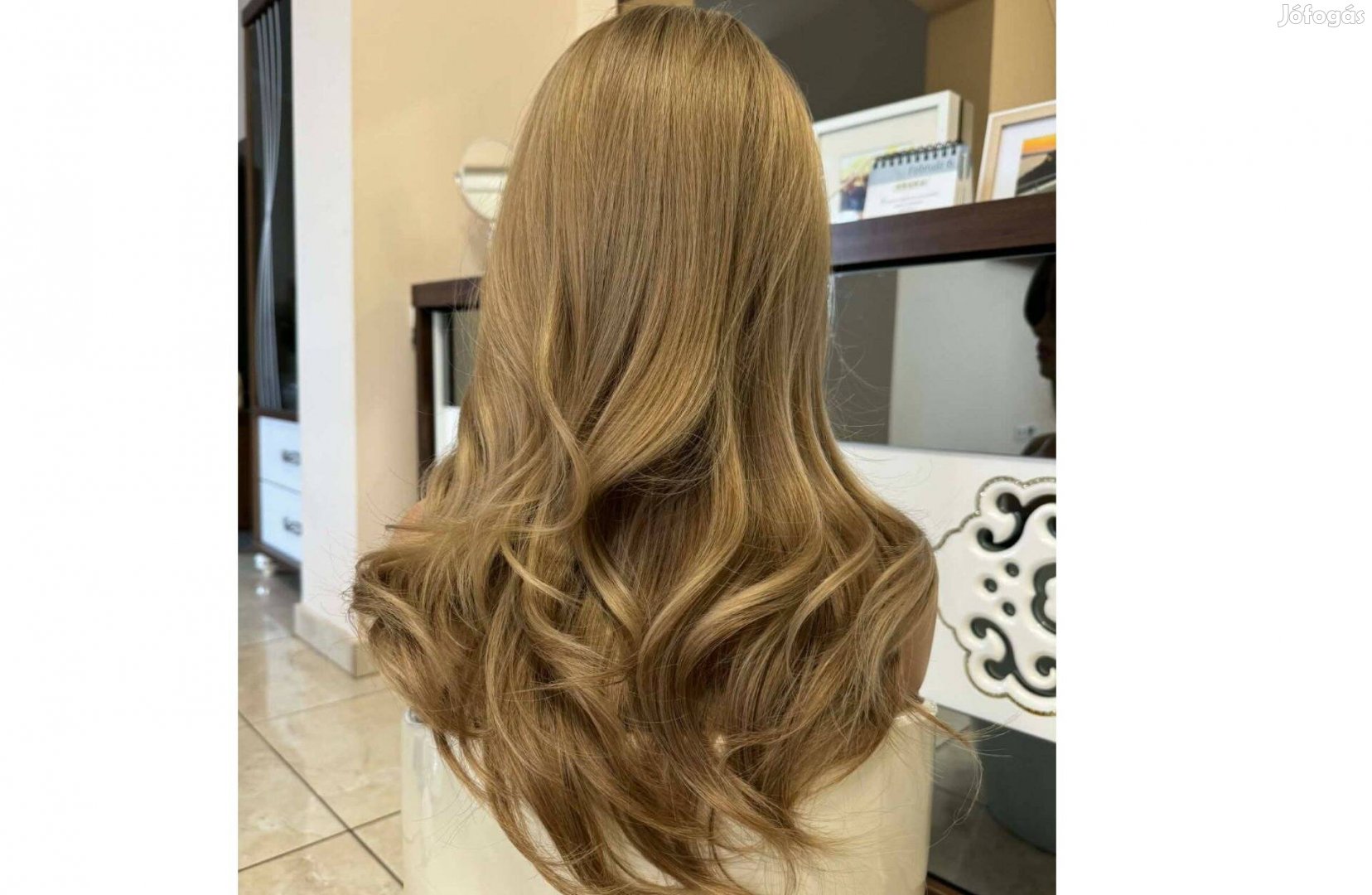 Természetes szőke, gyönyörű kemoterápiás paróka eladó 100