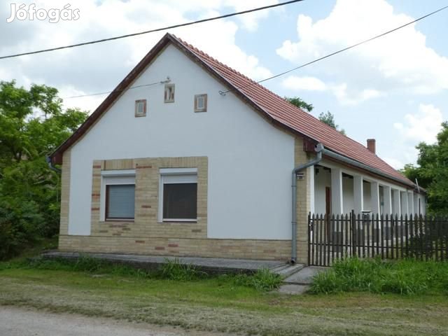 Természetközeli lakókörnyezetre vágyók figyelmébe! - Szakmár