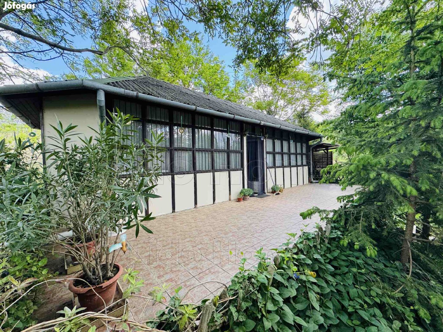 Természetközeli nyugalom Győrszemerén panorámás terület