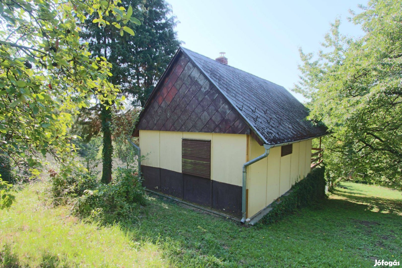 Természetközeli nyugalom Kőszeg szívében Eladó kisház a