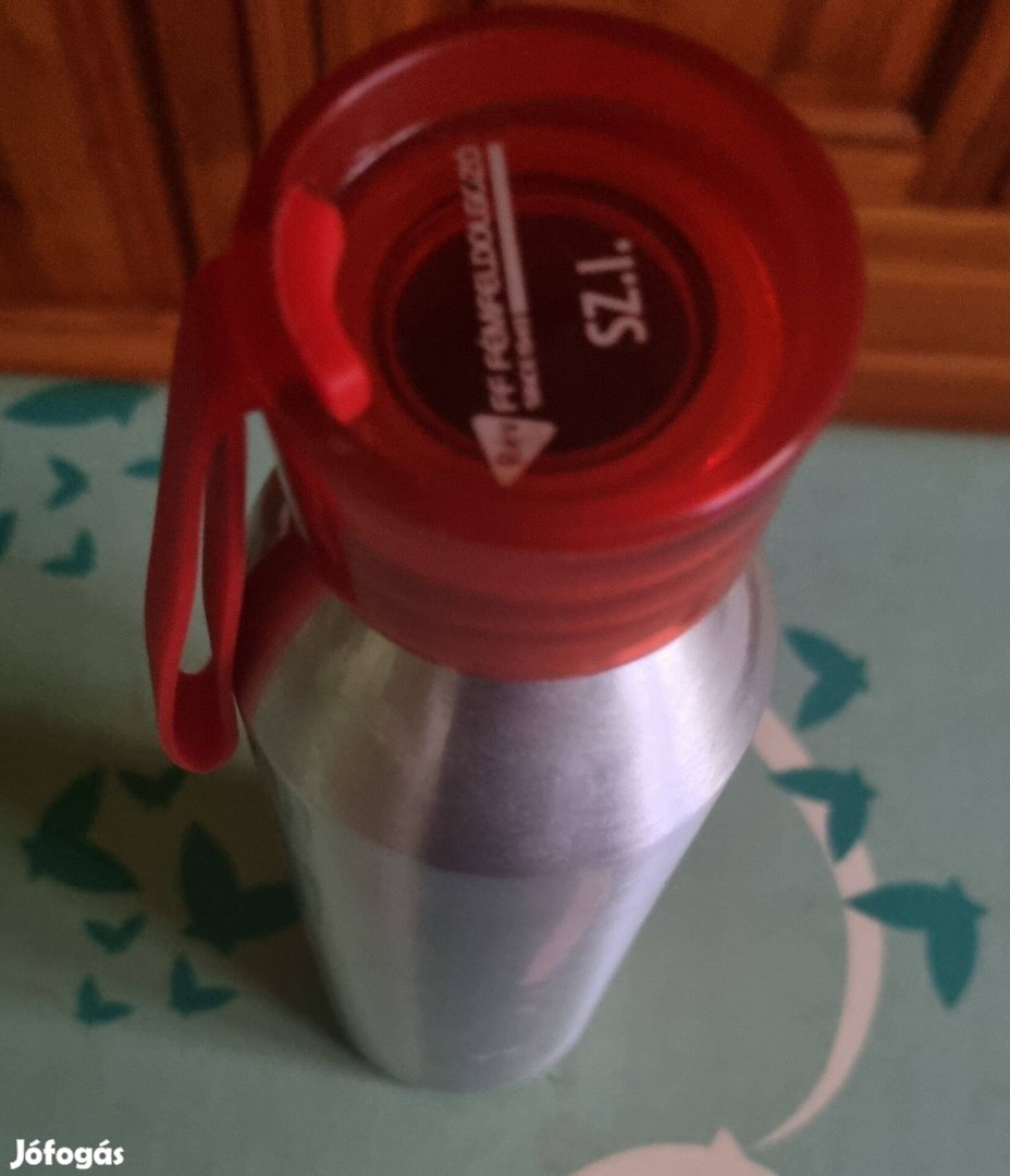 Termosz, kulacs 0,5 liter