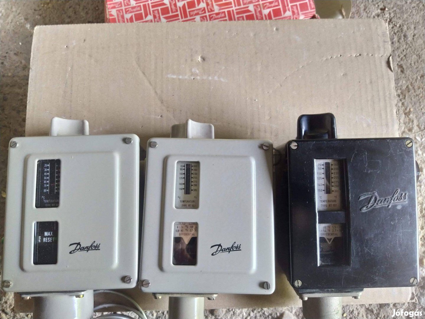 Termosztát Danfoss RT 107 150C kapilláris hüvelyes RT107