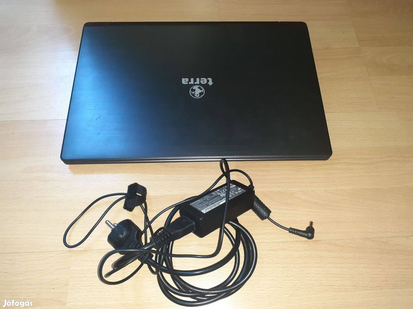 Terra 1513 laptop, töltővel, 8 gb , 1000gb hdd,