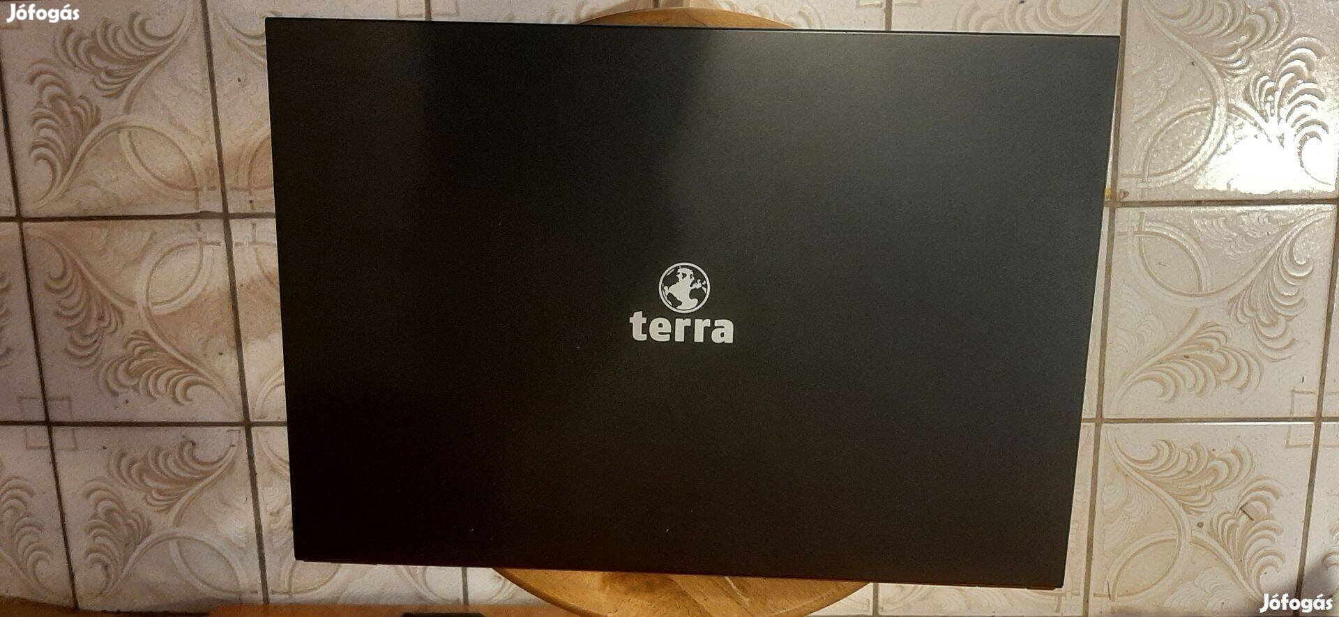 Terra 1516 töltö nélkül müködik