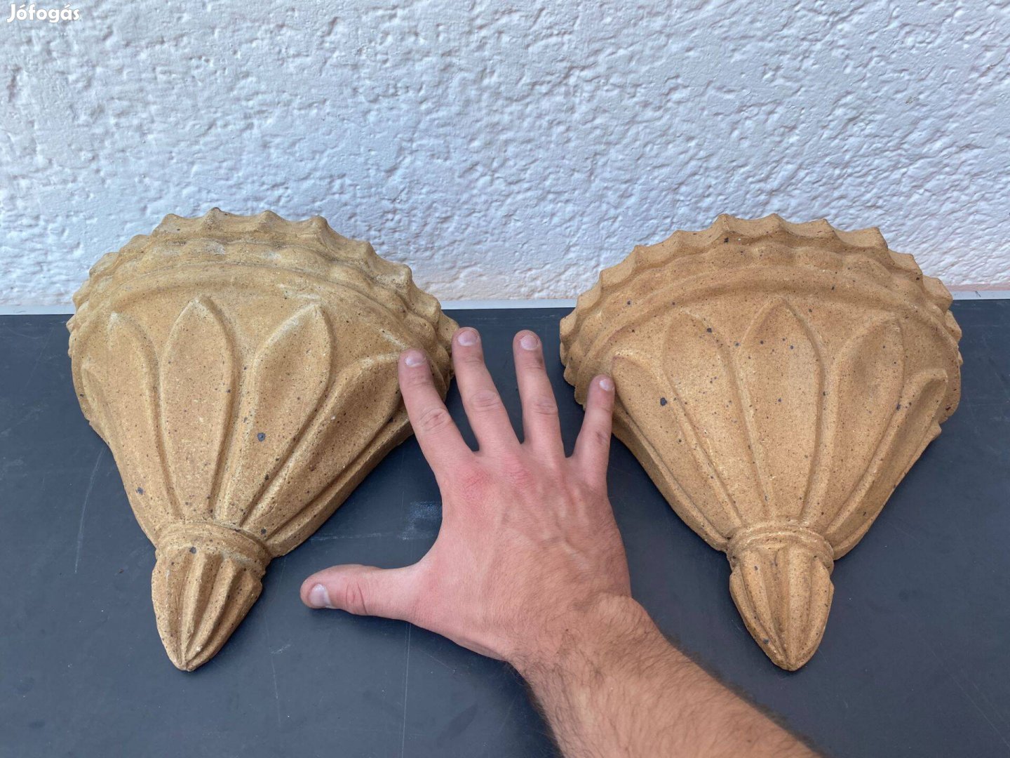 Terracotta épületdísz eladó