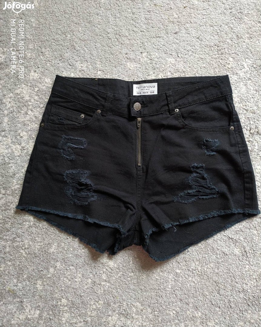 Terranova fekete szaggatott farmer short