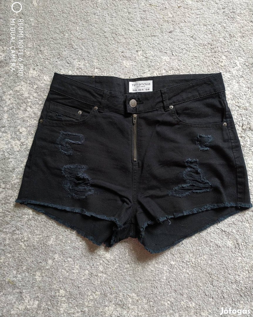 Terranova fekete szaggatott farmer short