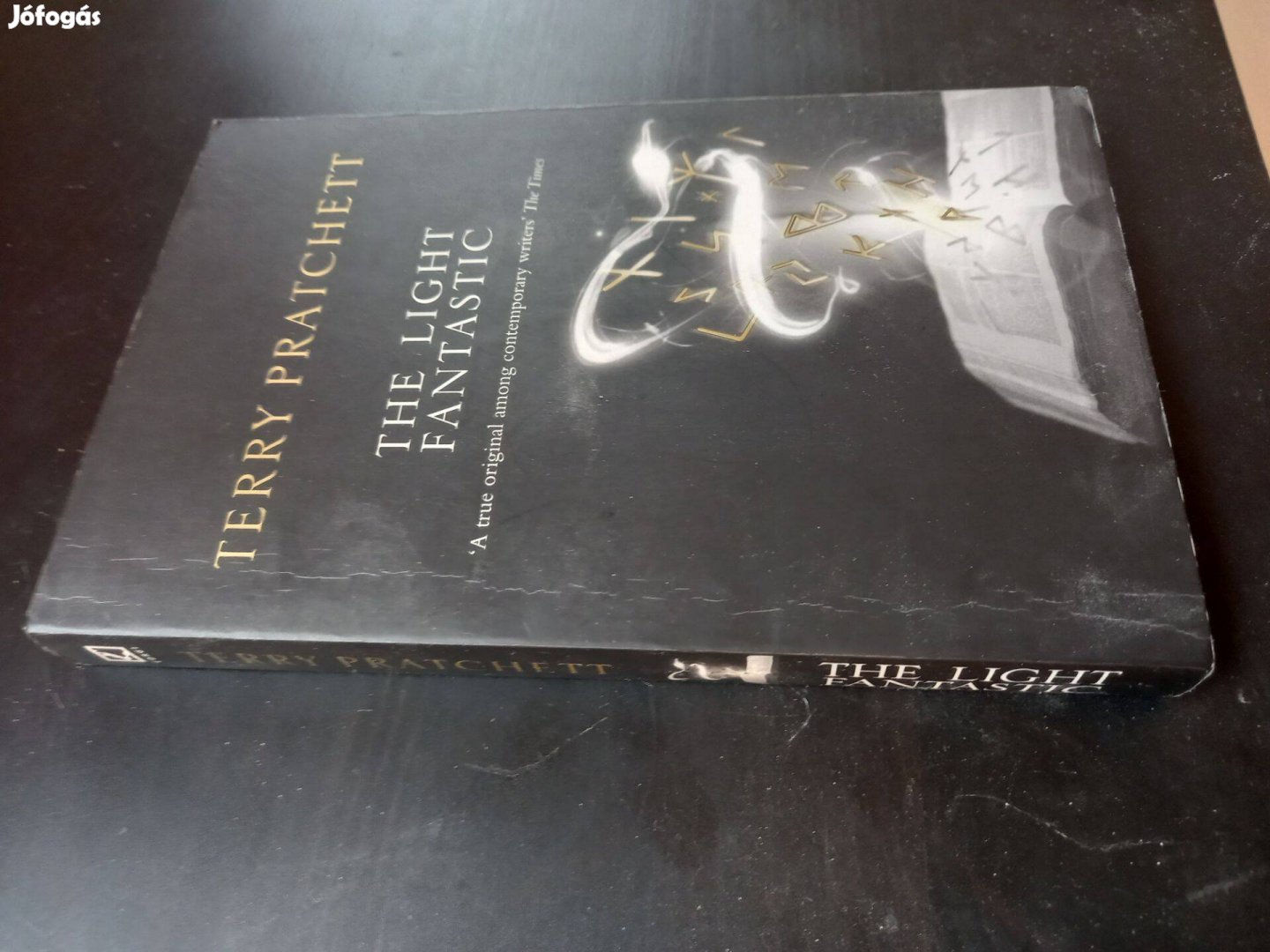Terry Pratchett: The Light Fantastic angol nyelvű könyv