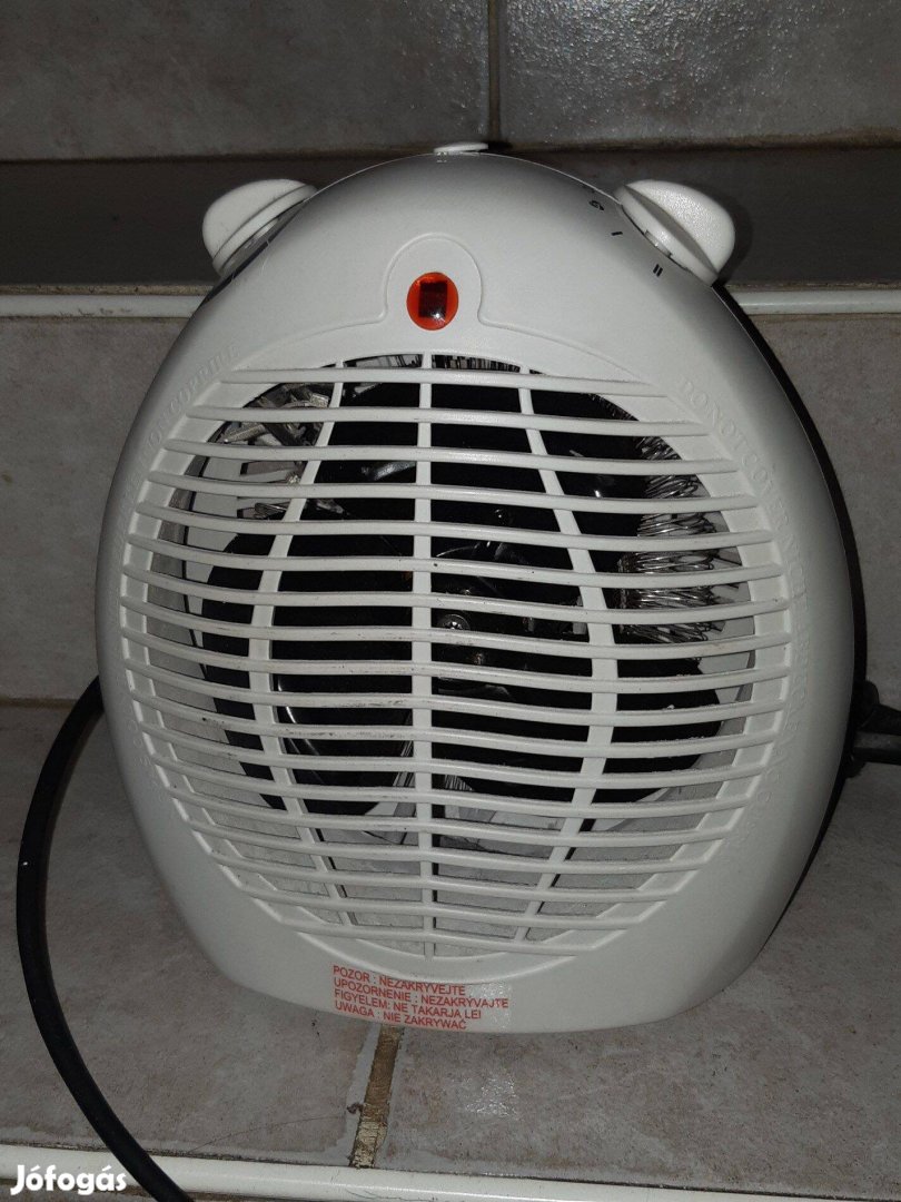 Tesco FH07 ventilátoros hősugárzó termosztátos