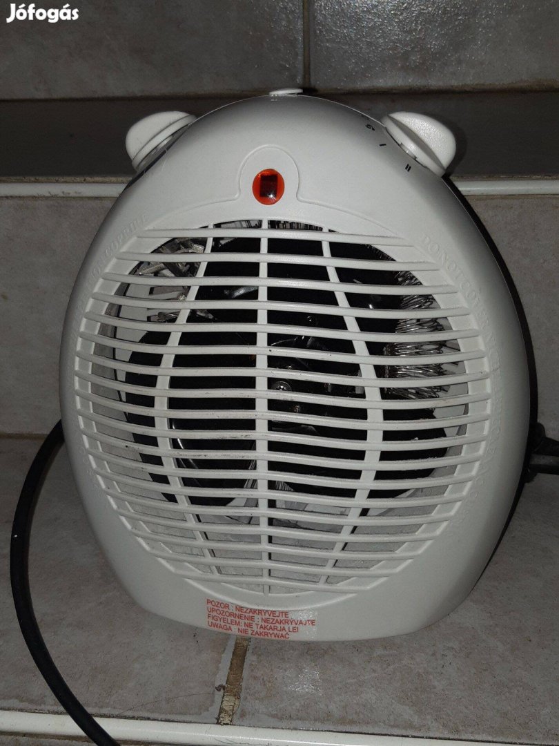 Tesco FH07 ventilátoros hősugárzó termosztátos