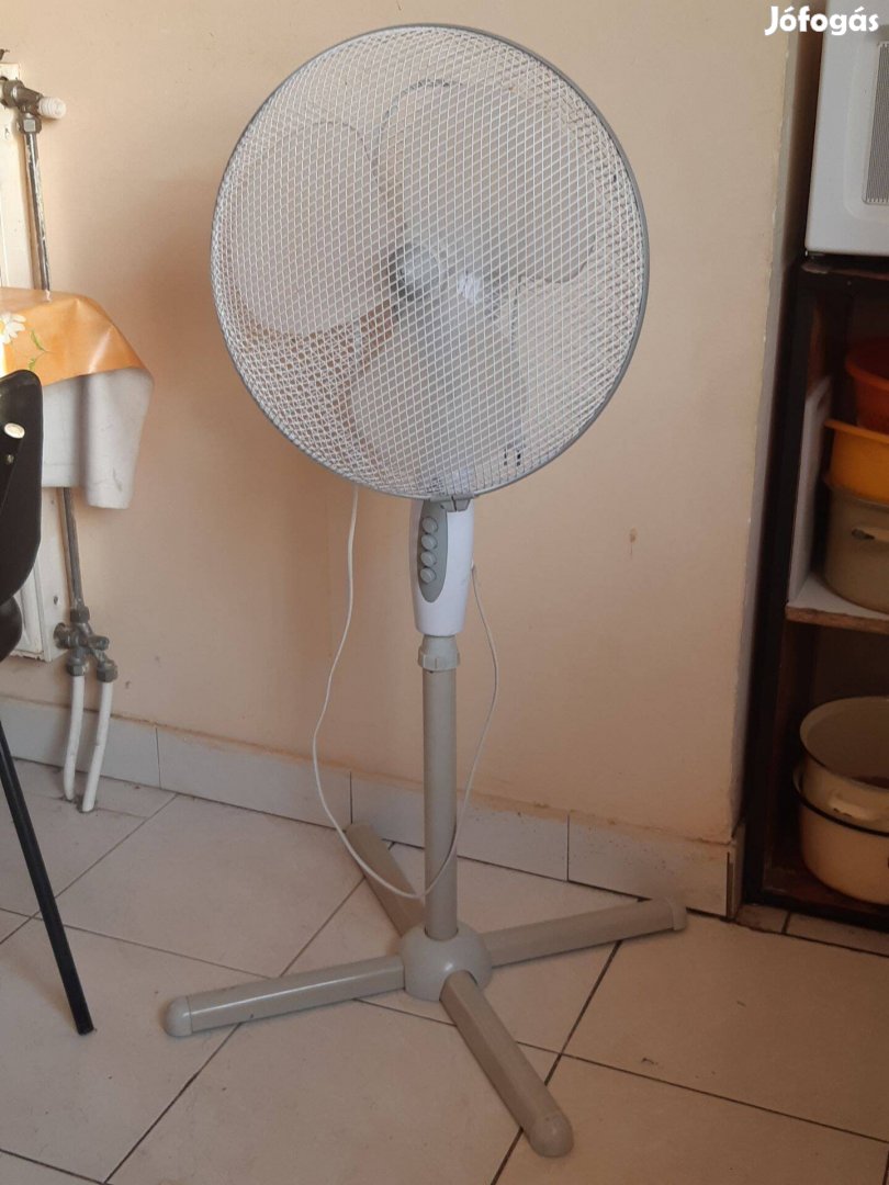 Tesco PF1617W álló ventilátor 3 sebességes 43cm Foglalva!