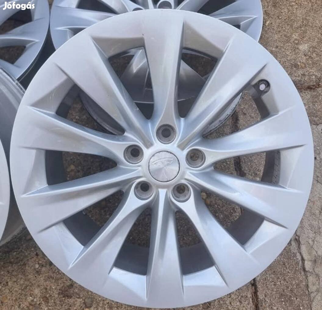 Tesla 19es gyári alufelni 5x120 Model S Tpms