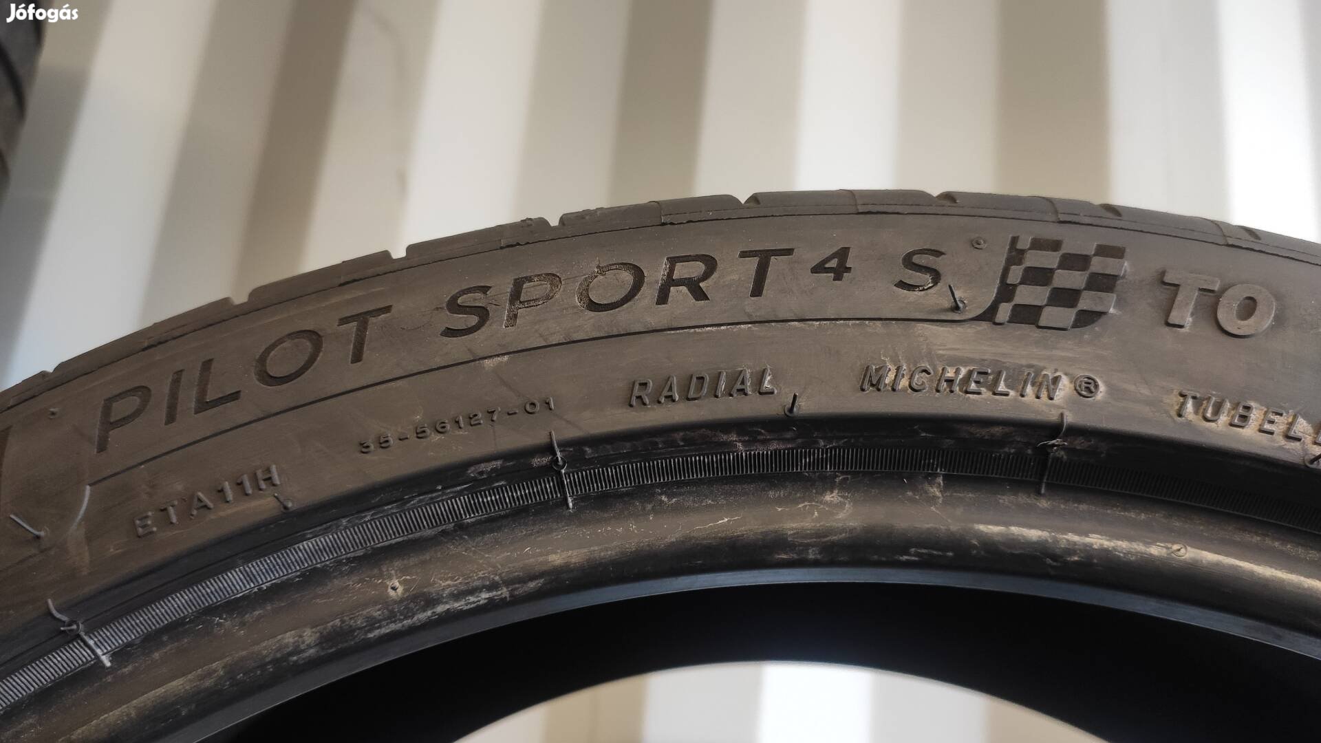 Tesla 265/35R21 265/35 R21 265/35/21 265/35 21