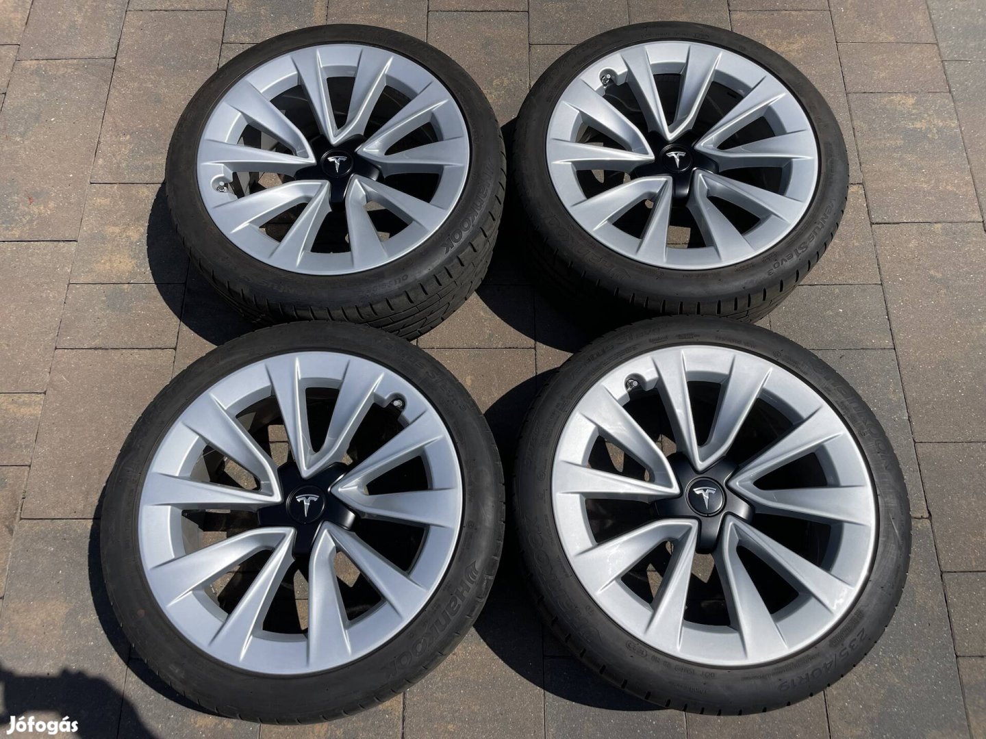 Tesla Model 3 19" Sport facelift nyári alufelni szett Eladó!