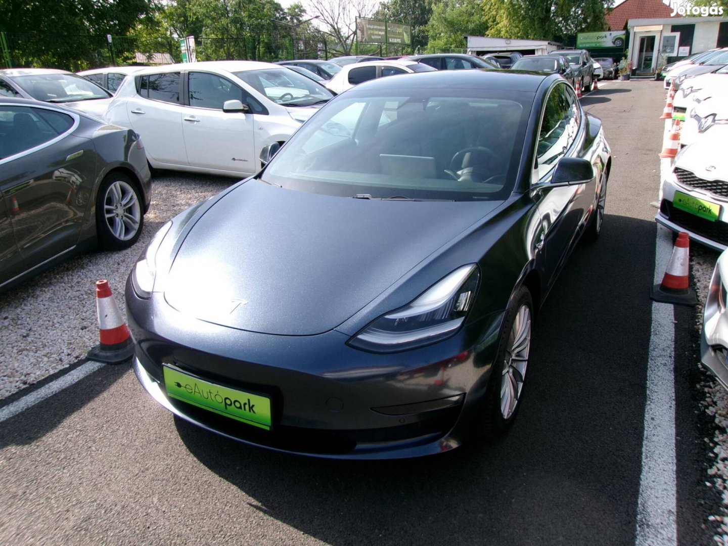 Tesla Model 3 LONG Range RWD 51.000km..ez az ig...