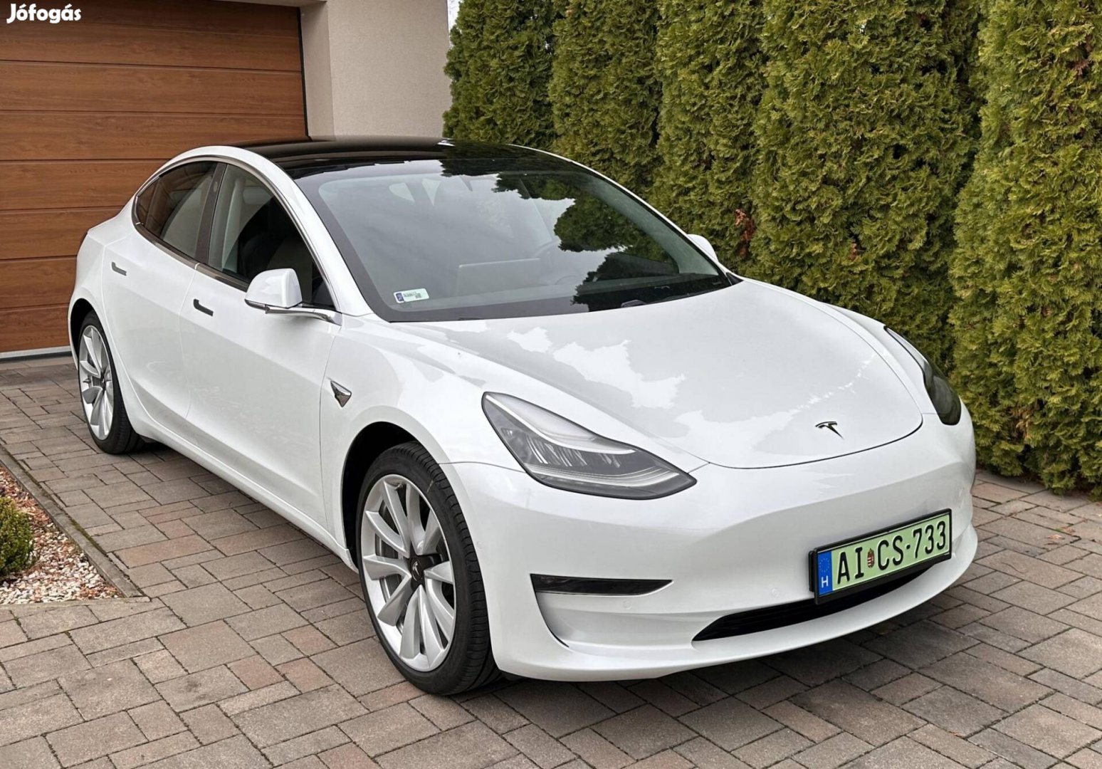 Tesla Model 3 Standard Range Plus Aut Gyöngyház