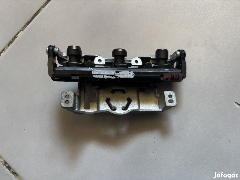 Tesla Model 3 első szélvédő kamera 1143746-00-D