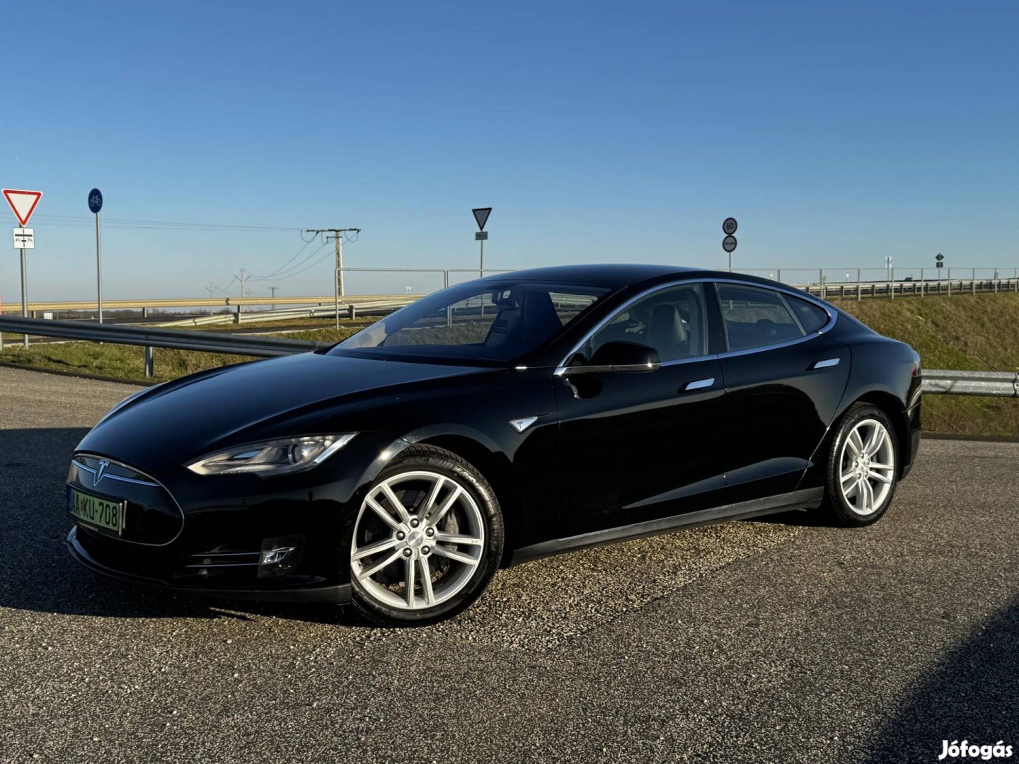 Tesla Model S 60 (Automata) 60/85 SC01. CCS