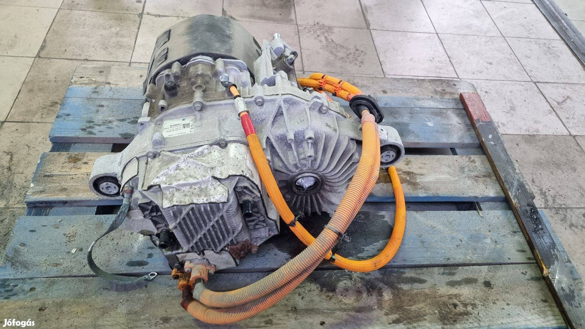 Tesla Model S 85D Hátsó motor bontott