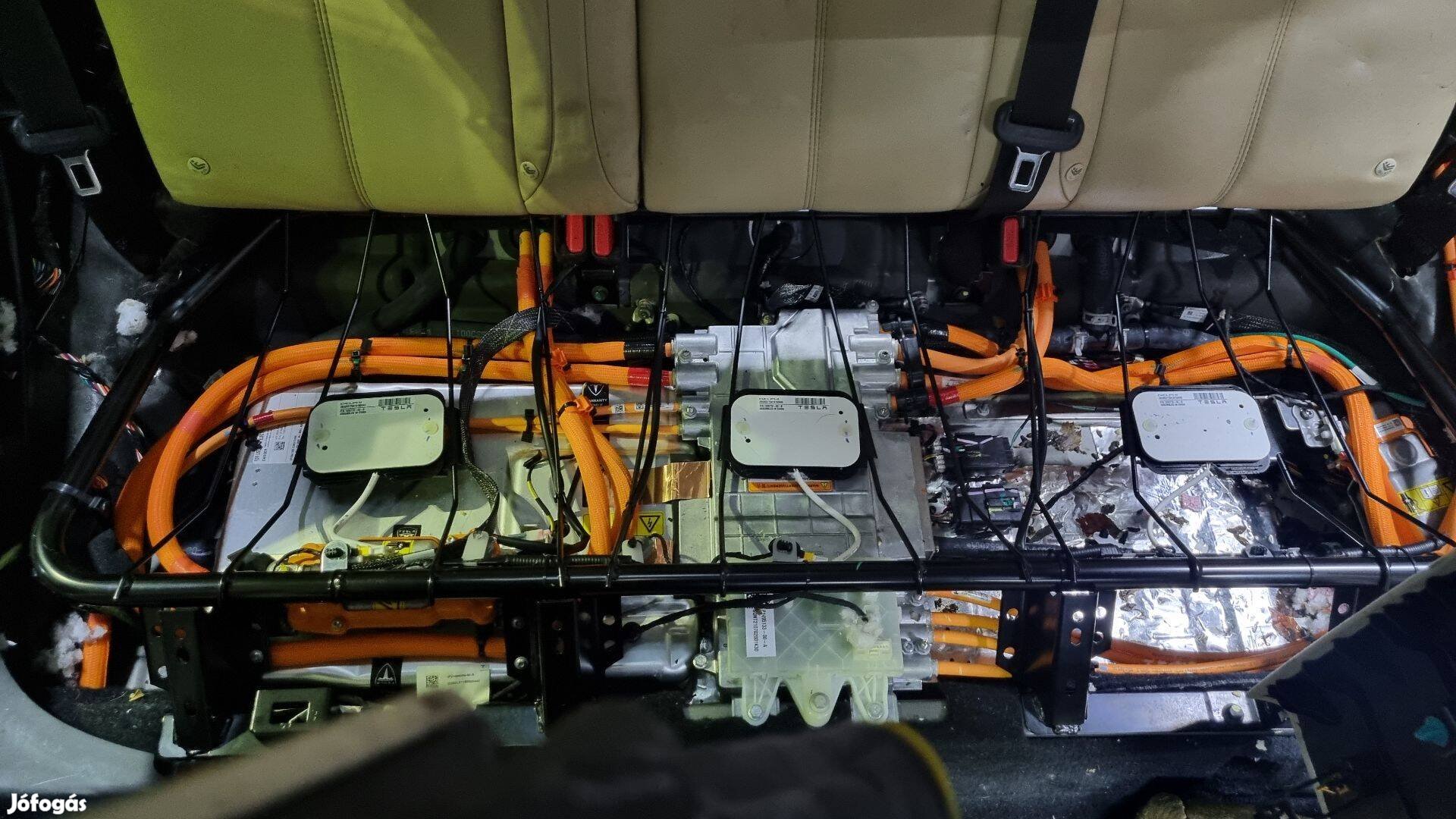 Tesla Model S Elektromos Alkatrész bontott