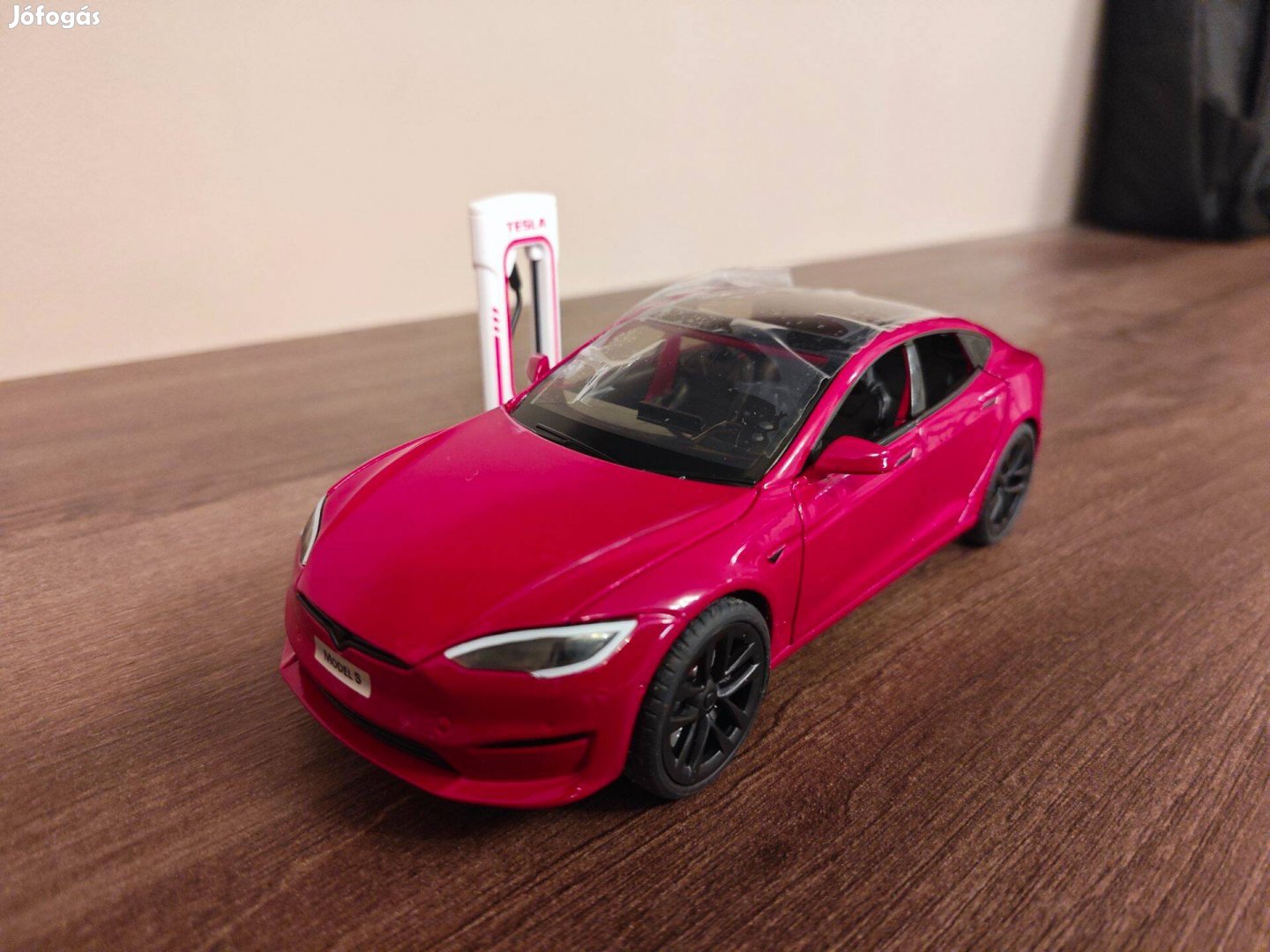 Tesla Model S Plaid 1:24 játékautó