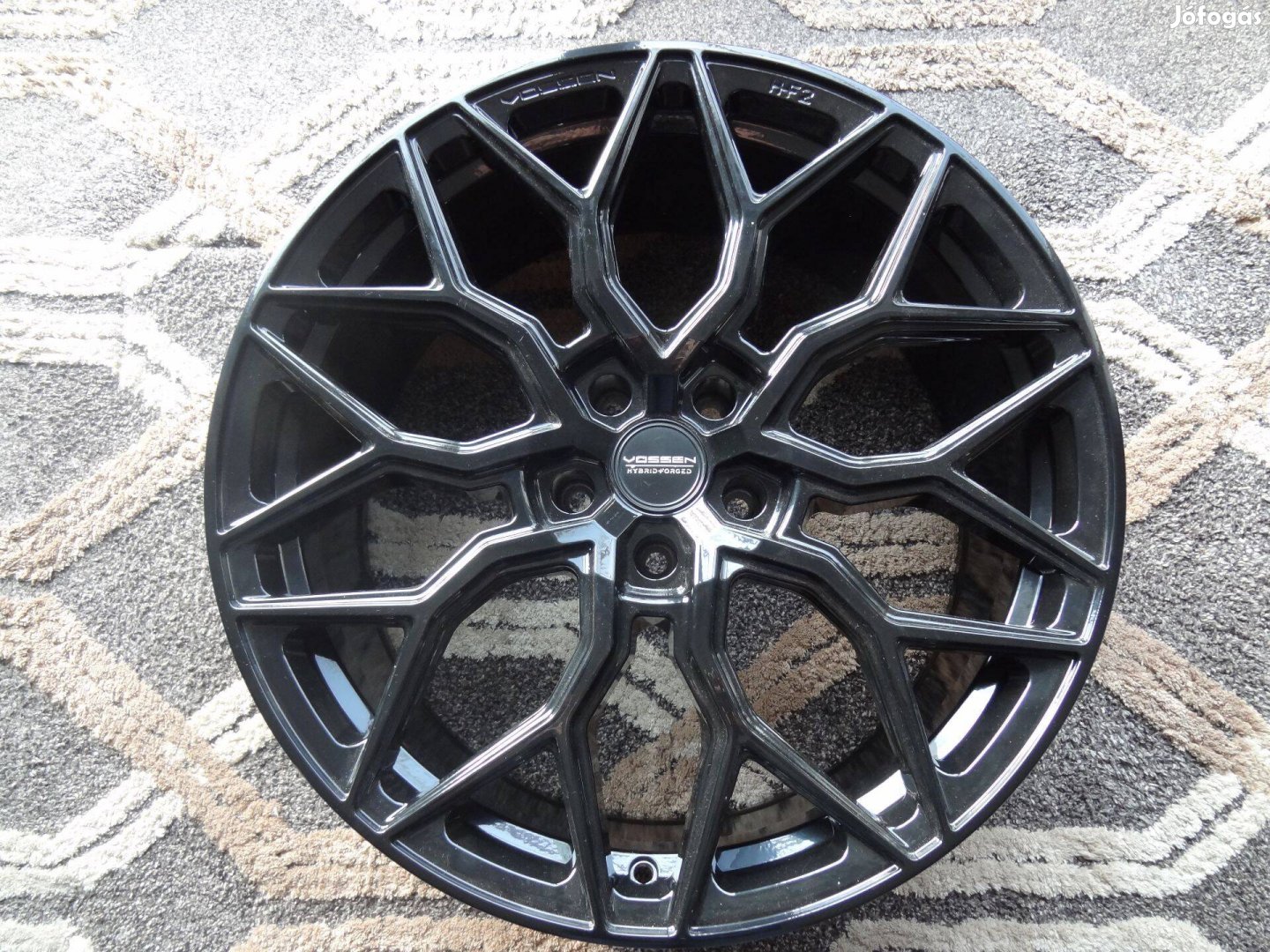 Tesla Model S Plaid 21 coll Vossen alufelni garnitúra 5x120