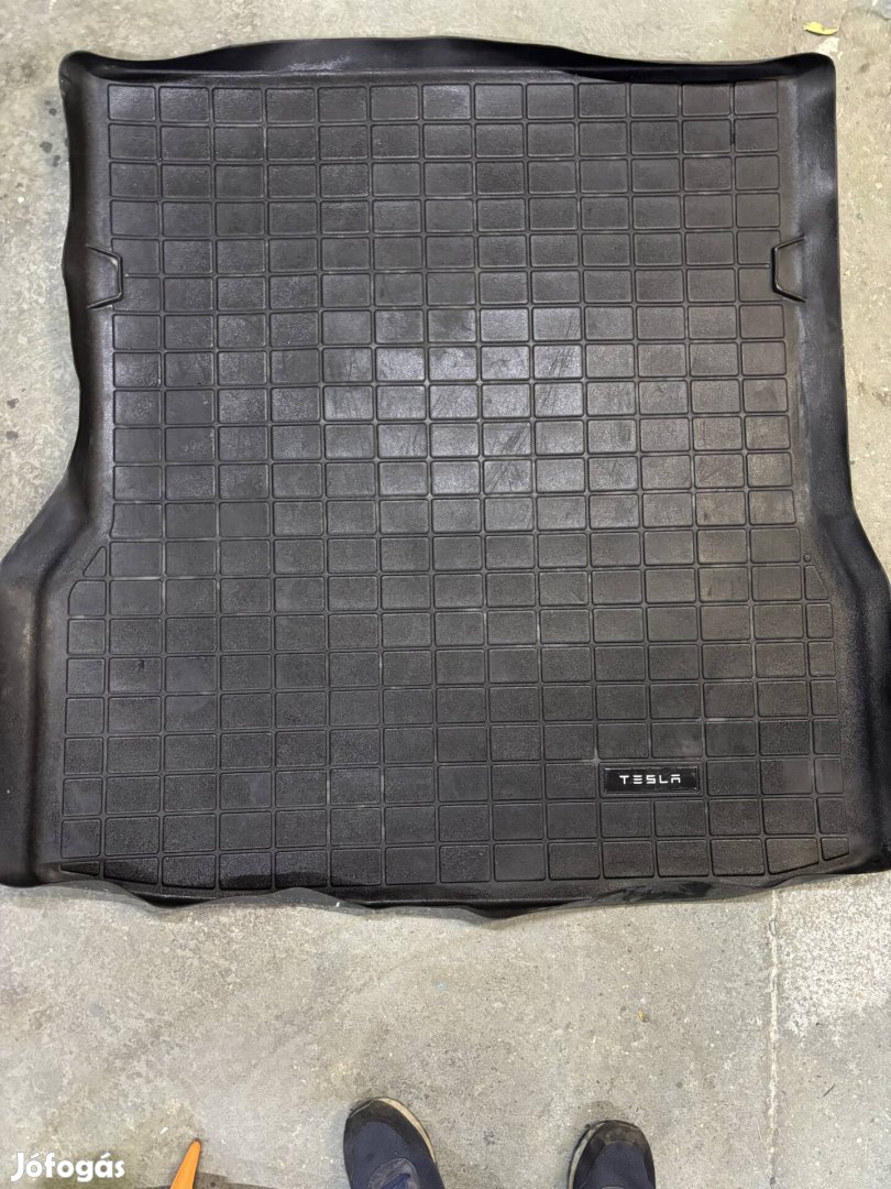 Tesla Model S csomagtér tálca