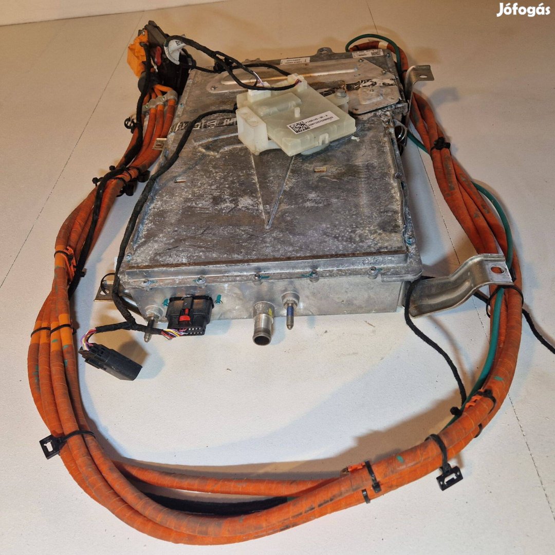 Tesla Model S fedélzeti töltő (OBC) 1066510-01-B (használt)
