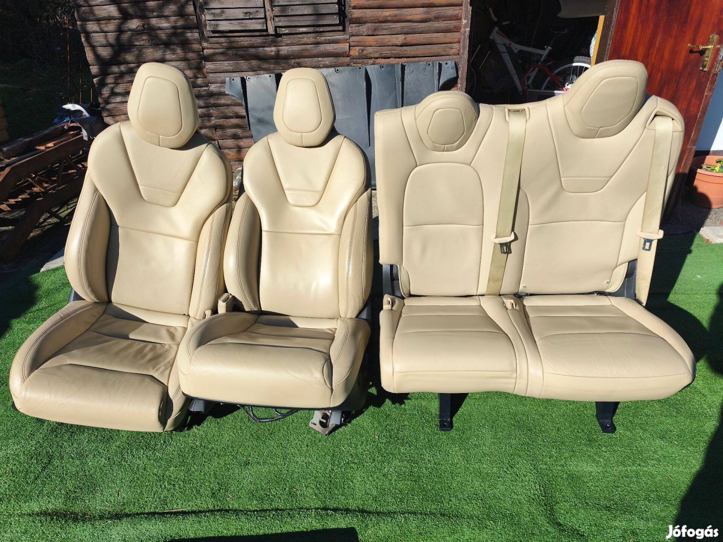 Tesla Model X alkatrések