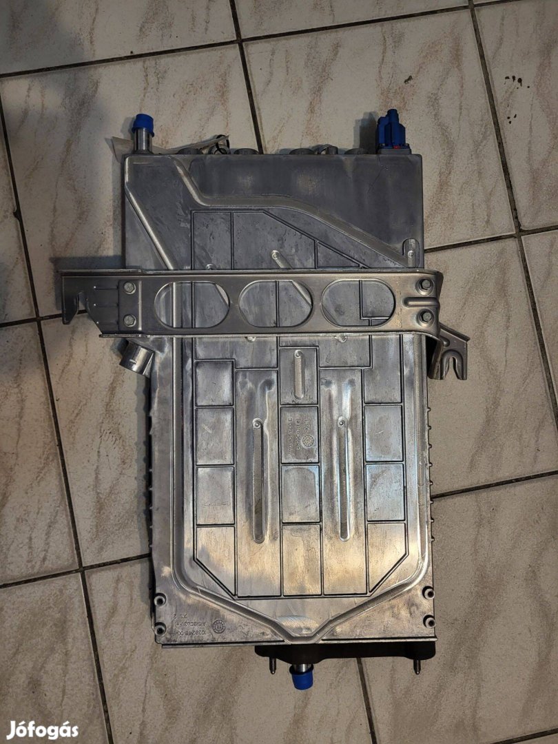 Tesla Model X fedélzeti töltő (OBC) 1055139-01-B (használt)