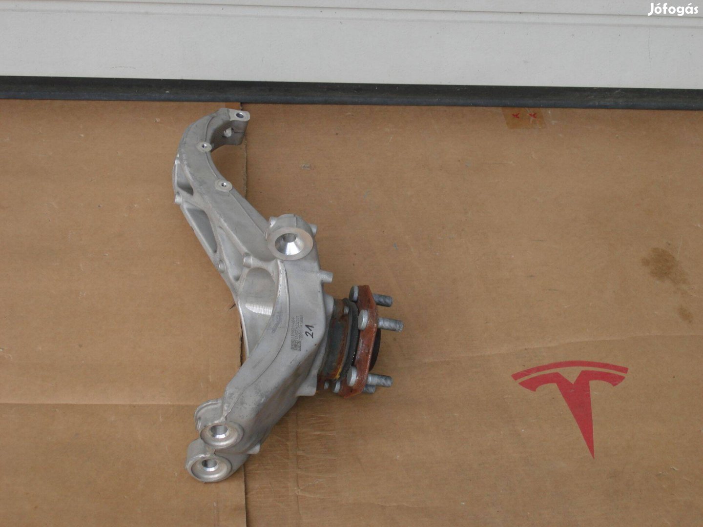 Tesla Model Y Bal első Csonkálvány+kerék csapágy 1188311-00-F 2020-tól
