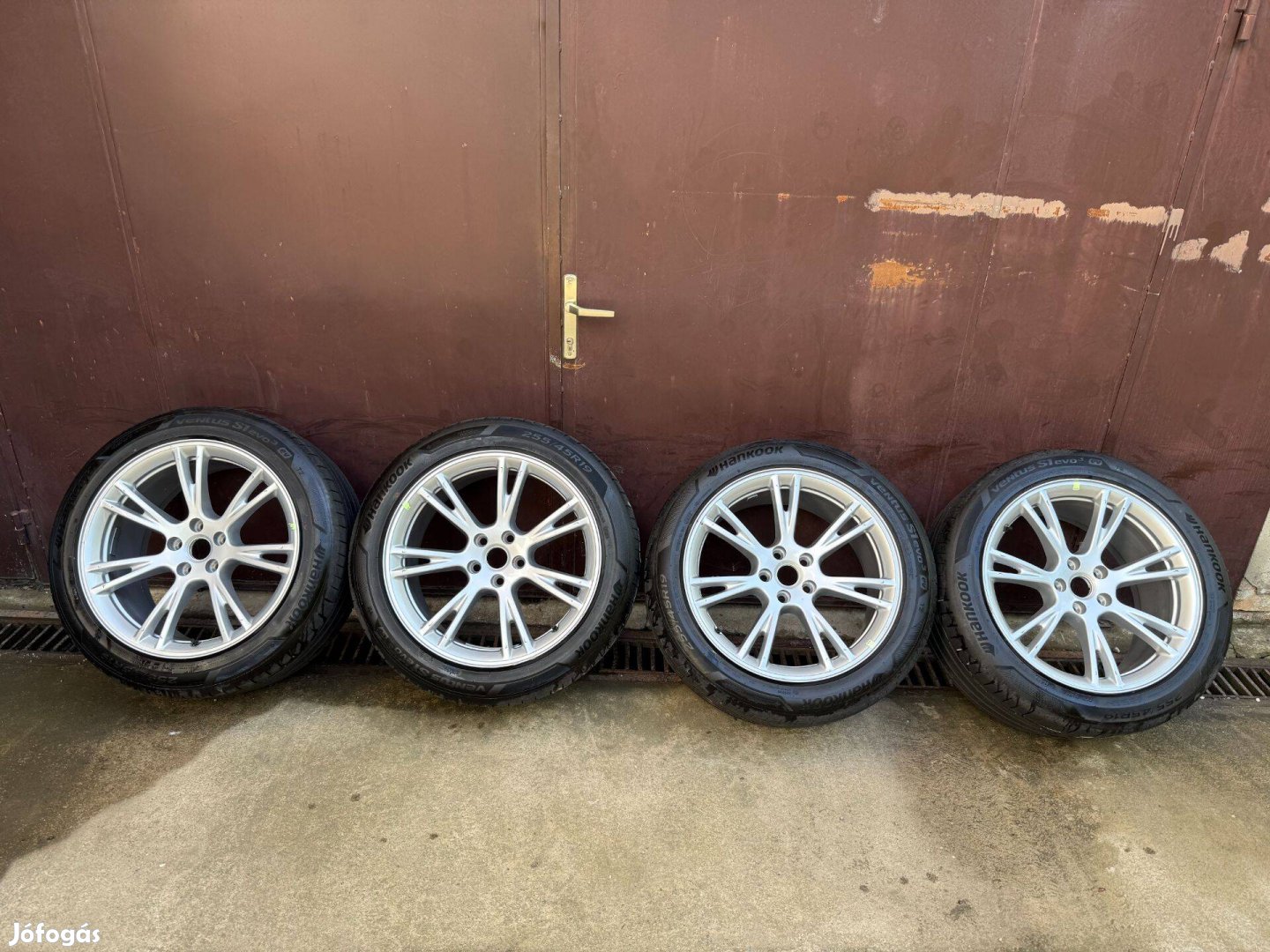 Tesla Model Y Gemini 19" nyári szett 255/45 R19 104W Hankook Ventus