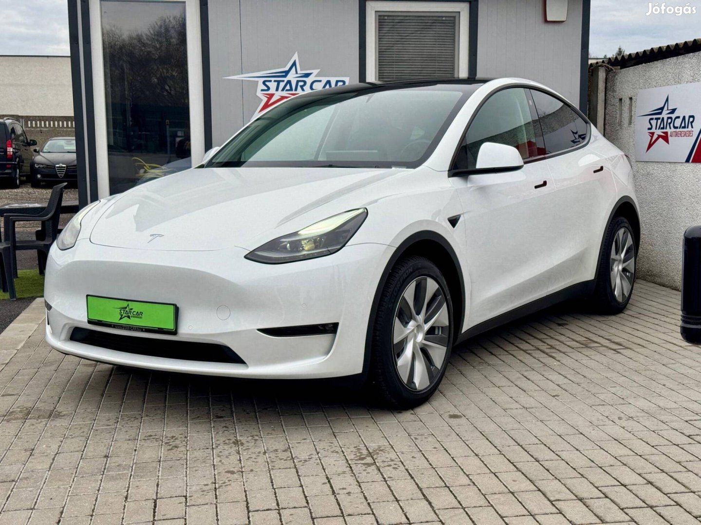 Tesla Model Y Long Range AWD (Automata) Európai...