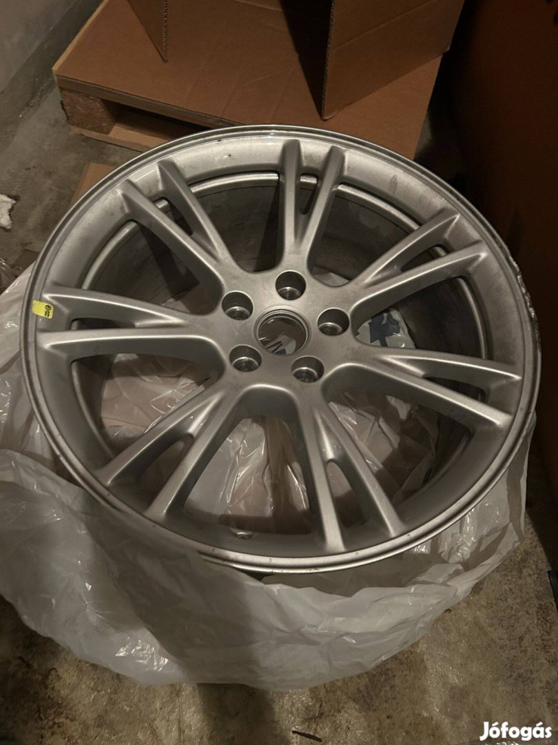 Tesla Model Y alufelni