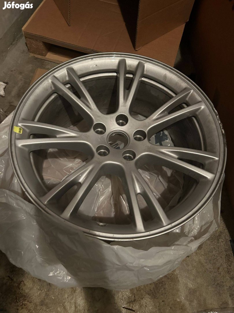 Tesla Model Y alufelni