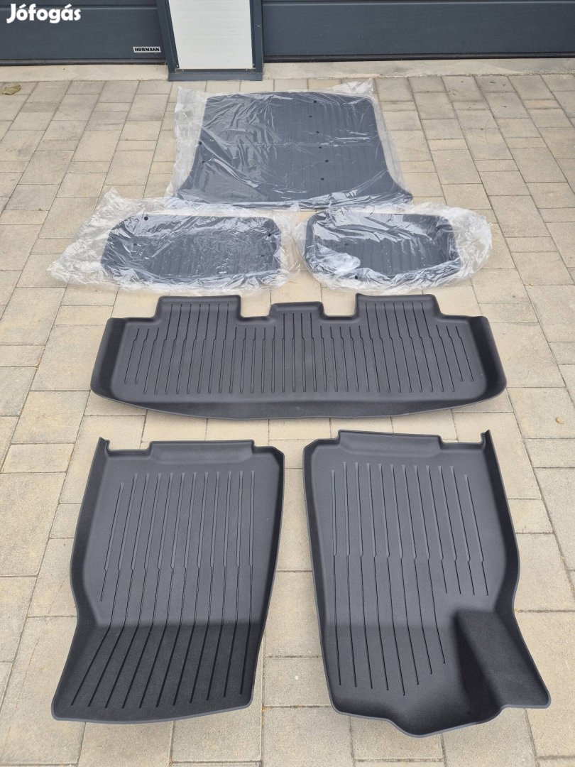 Tesla Model Y gumiszőnyeg garnitúra Új!