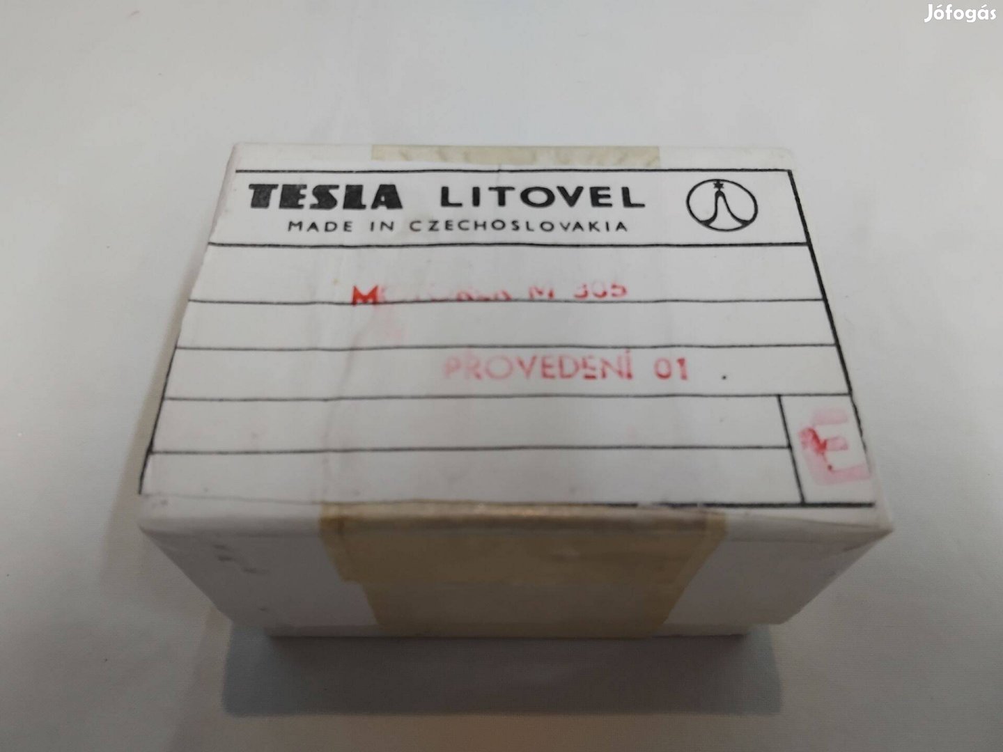 Tesla-NAD lemezjátszó motor