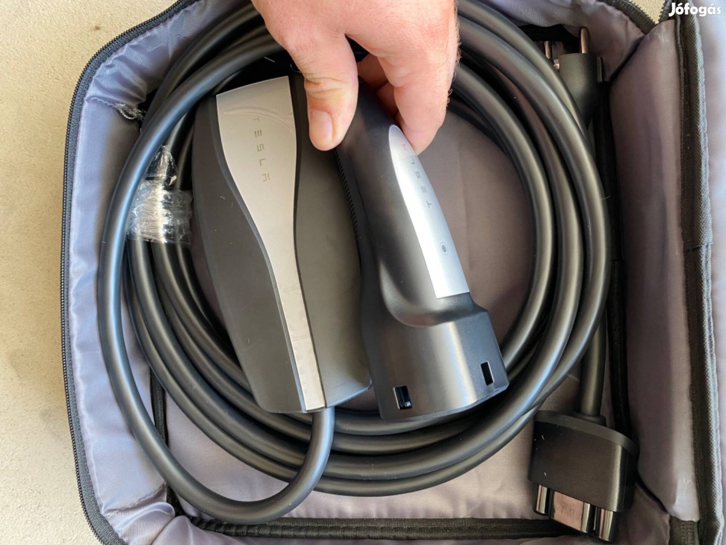 Tesla UMC 1 Új Hordozható Elektromos Auto Töltö