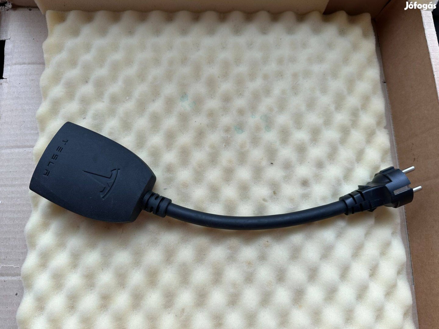 Tesla UMC 1 töltőhöz való 230V adapter Tesla UMC 1 schuko adapter