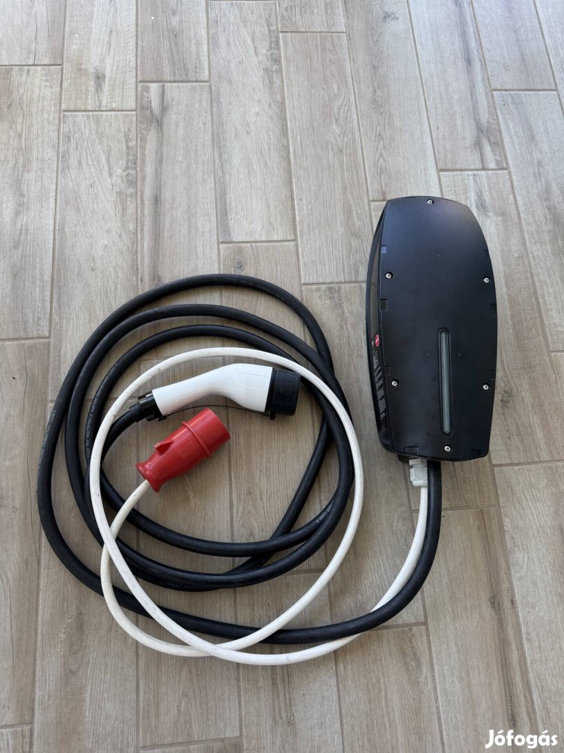 Tesla Wall Connector Gen2 fali töltő 11kW