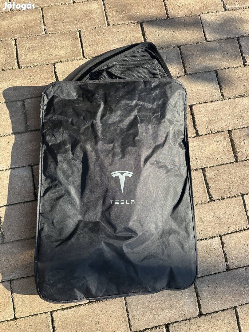 Tesla X szélvédő sötétítő!