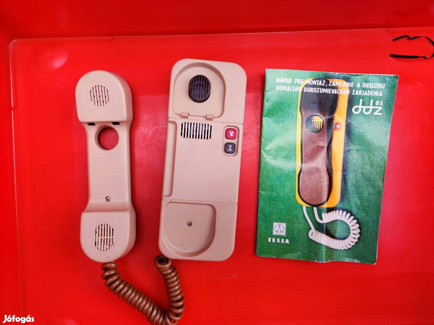 Tesla kapu telefon eladó