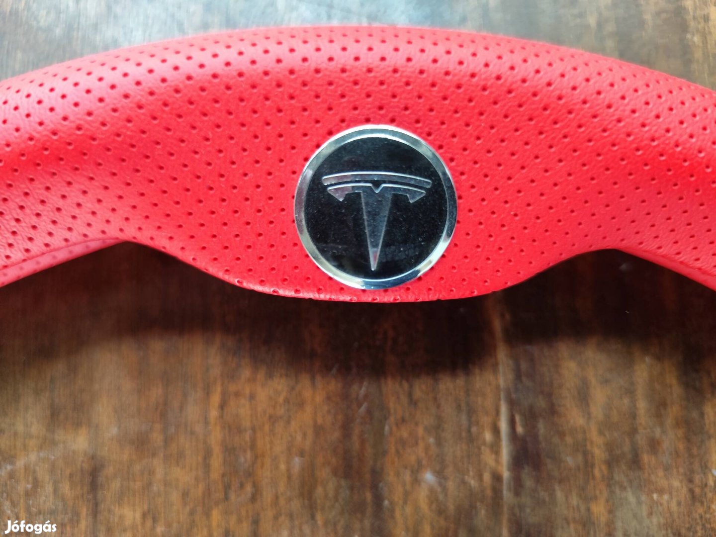 Tesla kormány védő