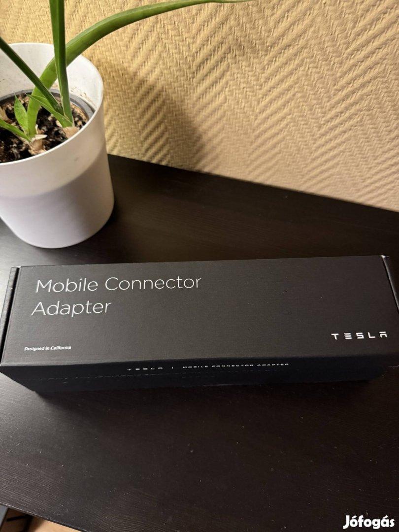 Tesla mobile connector adapter 32A