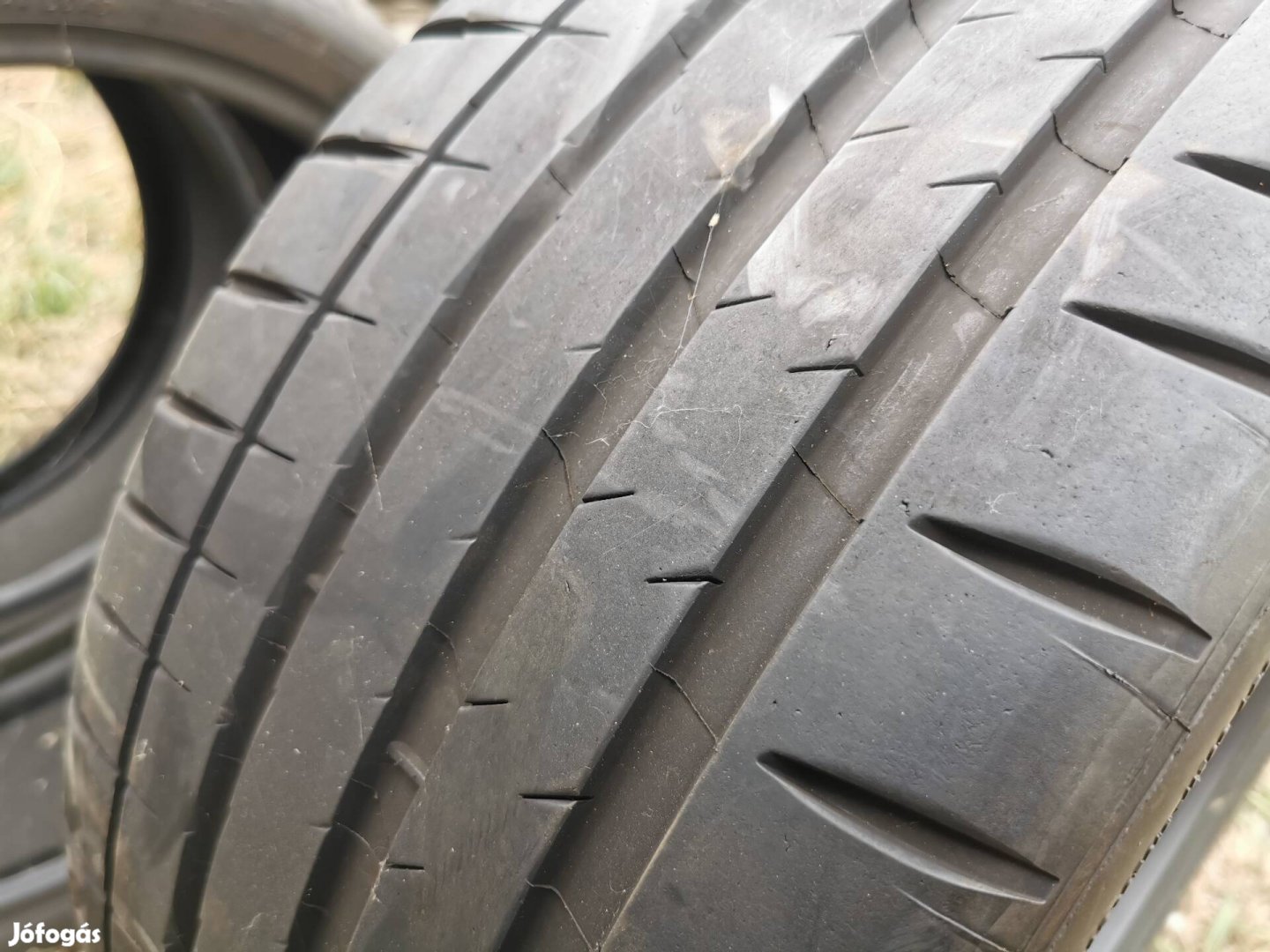 Tesla model 3 performance 235/35 r20 kerék gumi felni 