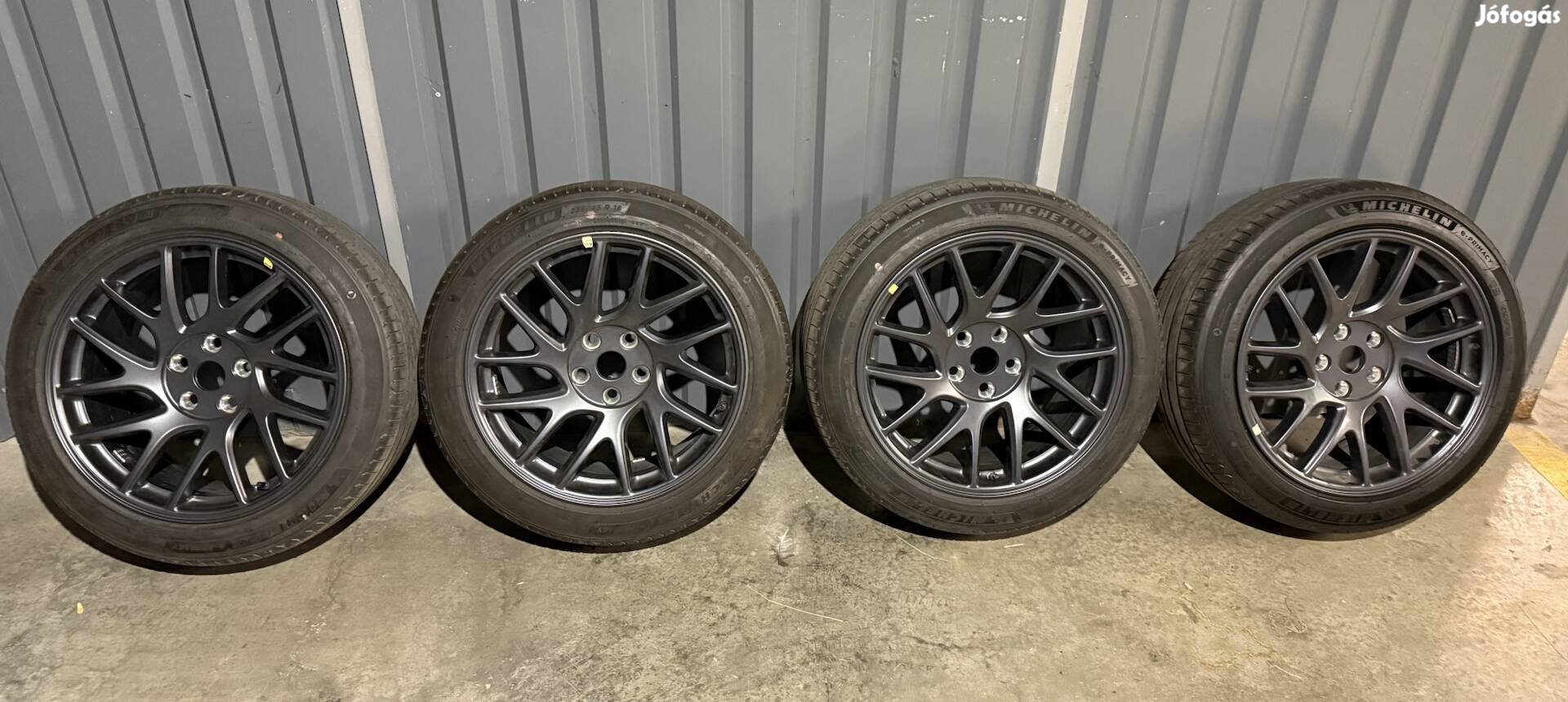 Tesla model 3 photon alufelni garnitúra nyári gumival