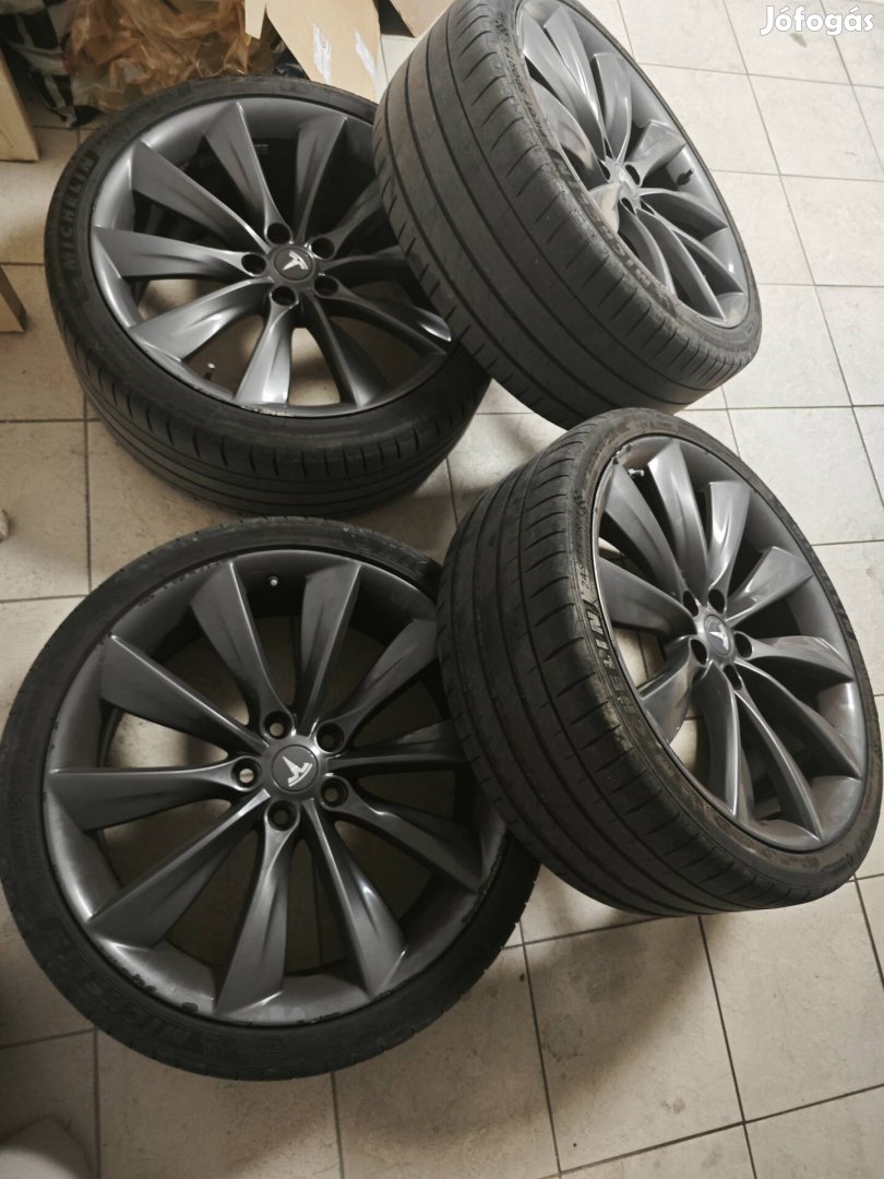 Tesla model S 21" gyári alufelni